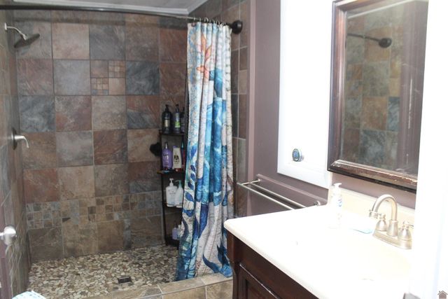 1280 St Rt 1271, Kuttawa, KY 42055