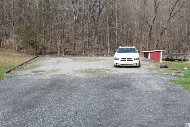 1280 St Rt 1271, Kuttawa, KY 42055