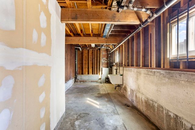 1418 15TH, Oakland, CA 94606