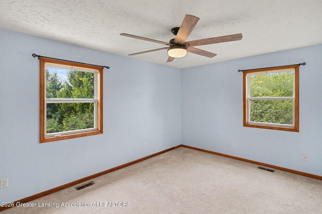 606 Peachtree Place, Mason, MI 48854