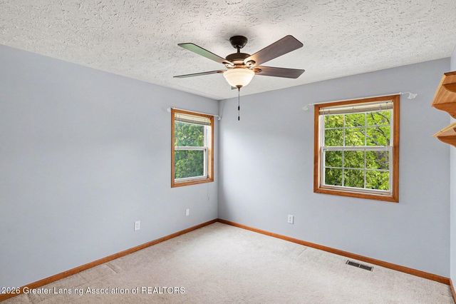 606 Peachtree Place, Mason, MI 48854