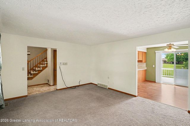 606 Peachtree Place, Mason, MI 48854