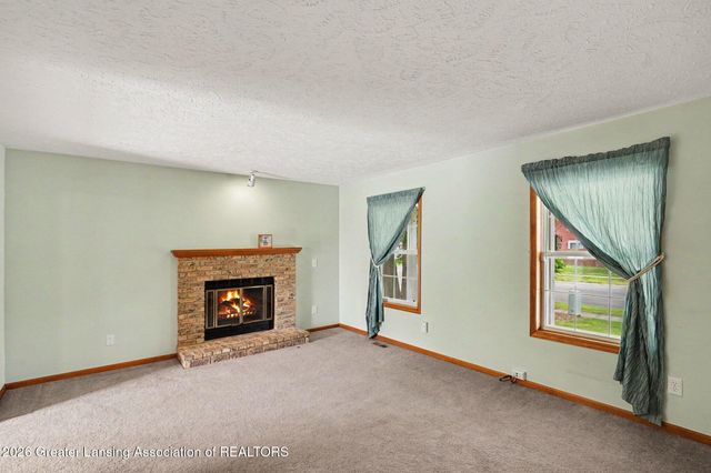 606 Peachtree Place, Mason, MI 48854