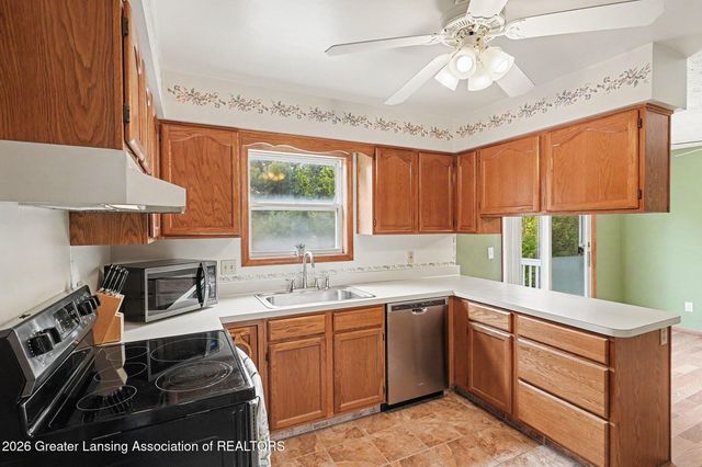 606 Peachtree Place, Mason, MI 48854