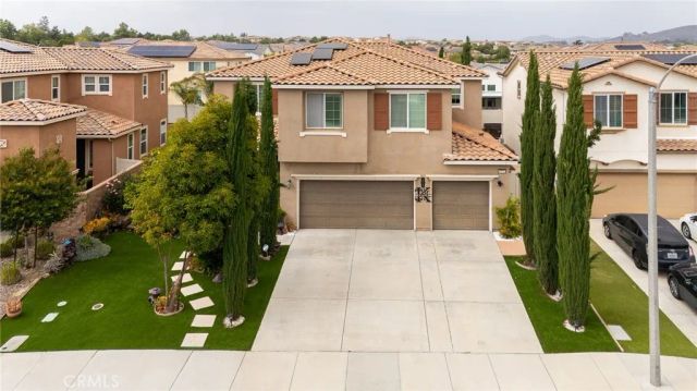 30532 Hollybrooke, Murrieta, CA 92563