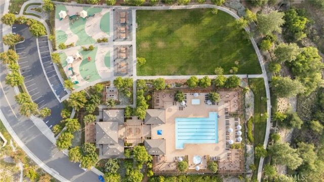 30532 Hollybrooke, Murrieta, CA 92563