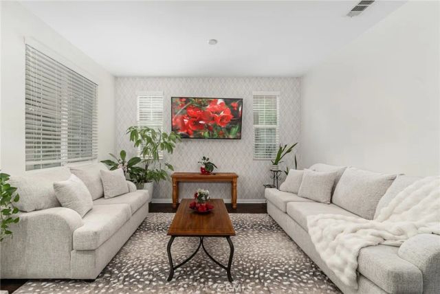 30532 Hollybrooke, Murrieta, CA 92563