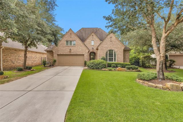 7 Woodglade Way, Tomball, TX 77375