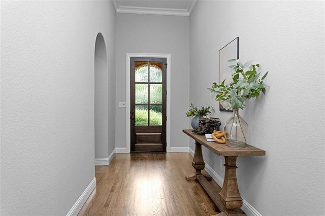 7 Woodglade Way, Tomball, TX 77375