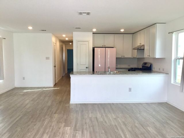 8163 Nube Medina, San Antonio, TX 78252