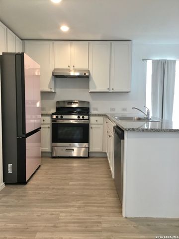 8163 Nube Medina, San Antonio, TX 78252