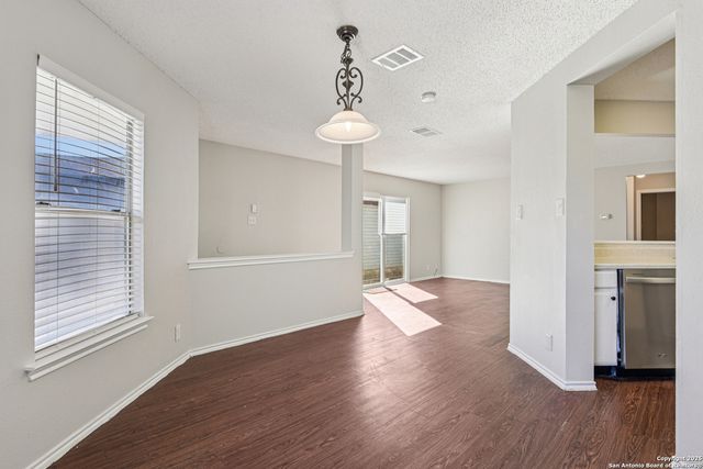 3627 Cameron, San Antonio, TX 78244