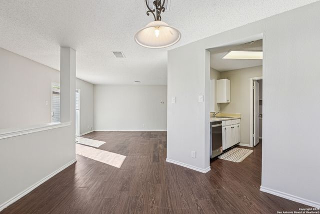 3627 Cameron, San Antonio, TX 78244