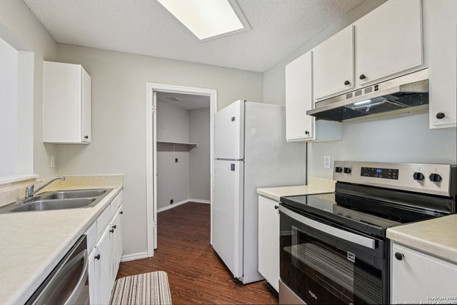 3627 Cameron, San Antonio, TX 78244