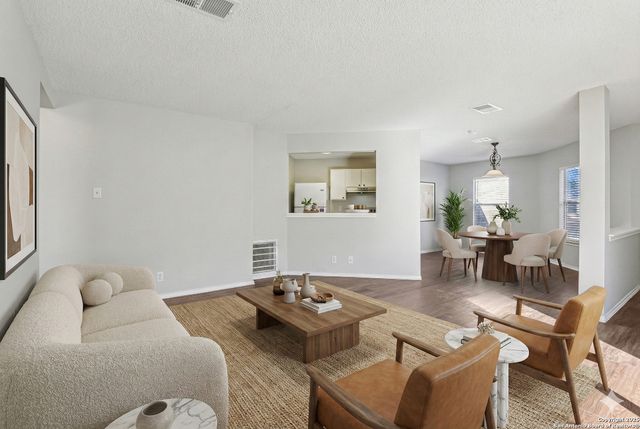 3627 Cameron, San Antonio, TX 78244