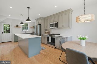 800 PLEASANT HILL RD, Wallingford, PA 19086