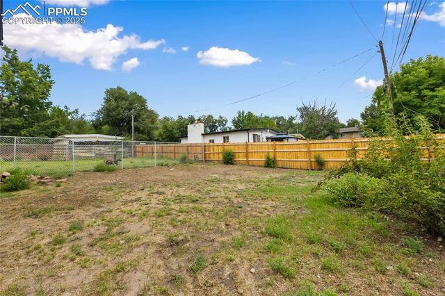 815 East Hills Road, Colorado Springs, CO 80909