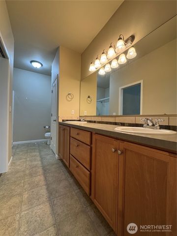 7508 Kodiak Avenue NE, Lacey, WA 98516