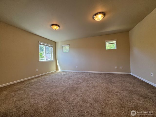 7508 Kodiak Avenue NE, Lacey, WA 98516