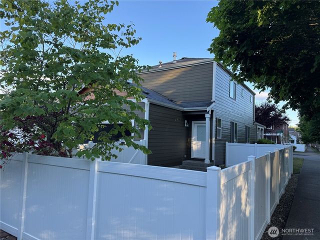 7508 Kodiak Avenue NE, Lacey, WA 98516