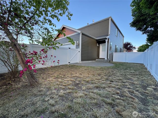 7508 Kodiak Avenue NE, Lacey, WA 98516