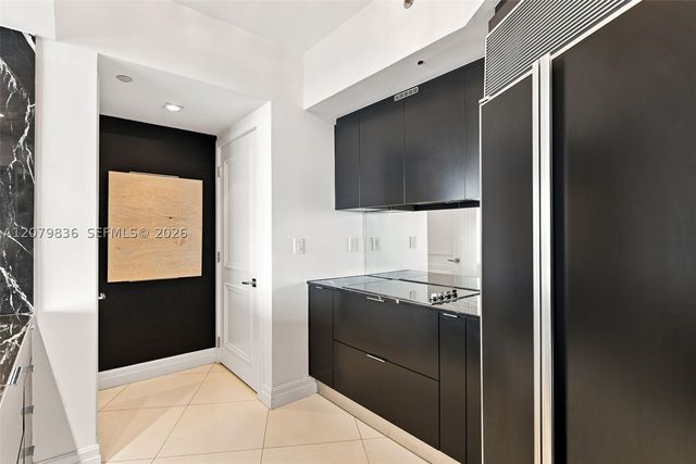 400 Alton Rd 1804, Miami Beach, FL 33139