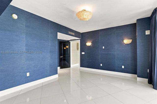 400 Alton Rd 1804, Miami Beach, FL 33139