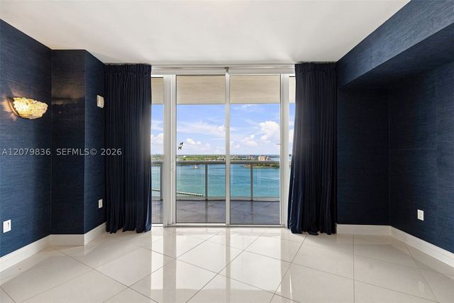 400 Alton Rd 1804, Miami Beach, FL 33139