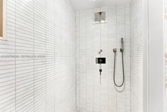 400 Alton Rd 1804, Miami Beach, FL 33139
