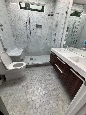 1009 Palms, Venice, CA 90291