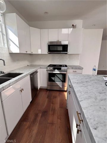 1009 Palms, Venice, CA 90291