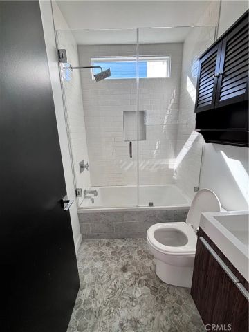 1009 Palms, Venice, CA 90291