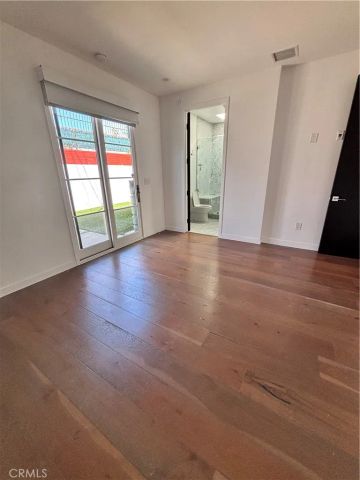 1009 Palms, Venice, CA 90291