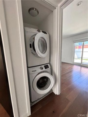 1009 Palms, Venice, CA 90291