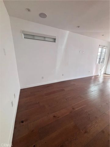 1009 Palms, Venice, CA 90291