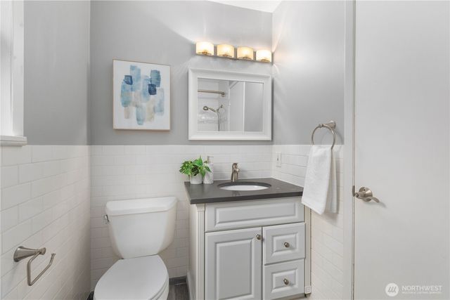 6155 93 Avenue SE, Mercer Island, WA 98040