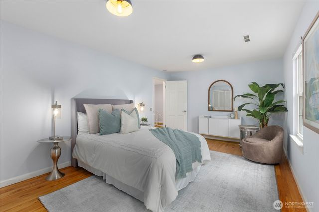 6155 93 Avenue SE, Mercer Island, WA 98040