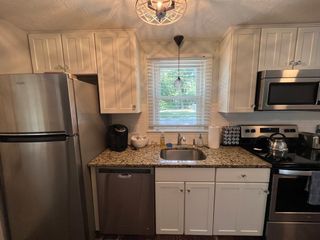 12 State Rd 2E, Plymouth, MA 02360