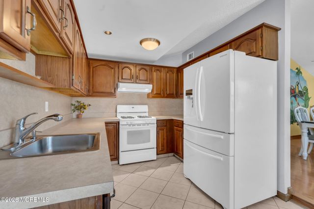 1838 Skiff Court, Toms River, NJ 08753