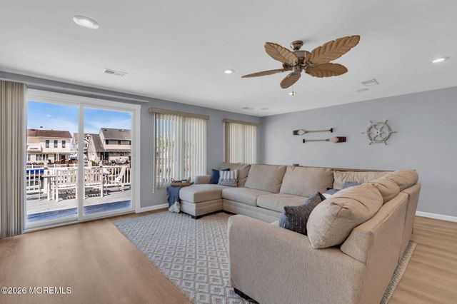 1838 Skiff Court, Toms River, NJ 08753