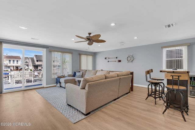 1838 Skiff Court, Toms River, NJ 08753