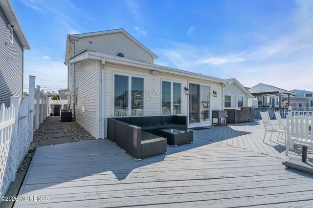 1838 Skiff Court, Toms River, NJ 08753