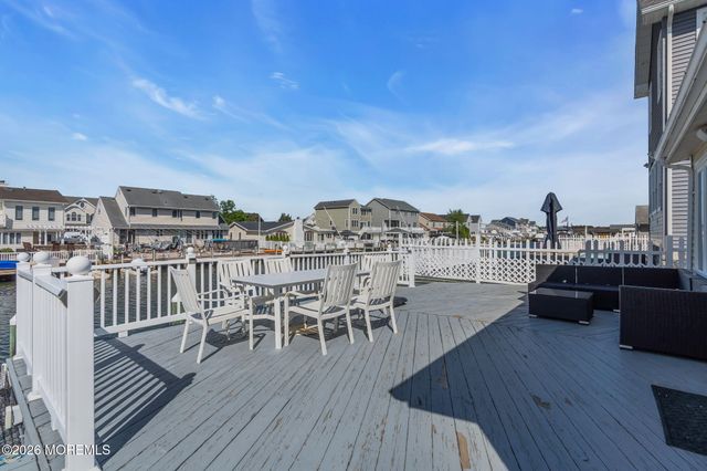 1838 Skiff Court, Toms River, NJ 08753