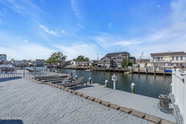 1838 Skiff Court, Toms River, NJ 08753