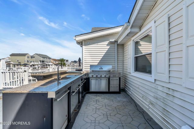 1838 Skiff Court, Toms River, NJ 08753