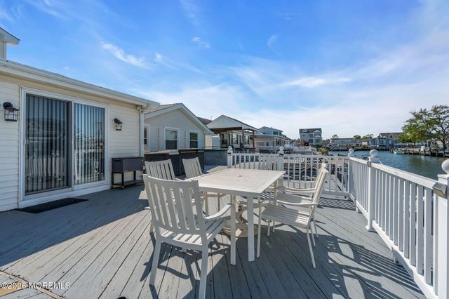 1838 Skiff Court, Toms River, NJ 08753