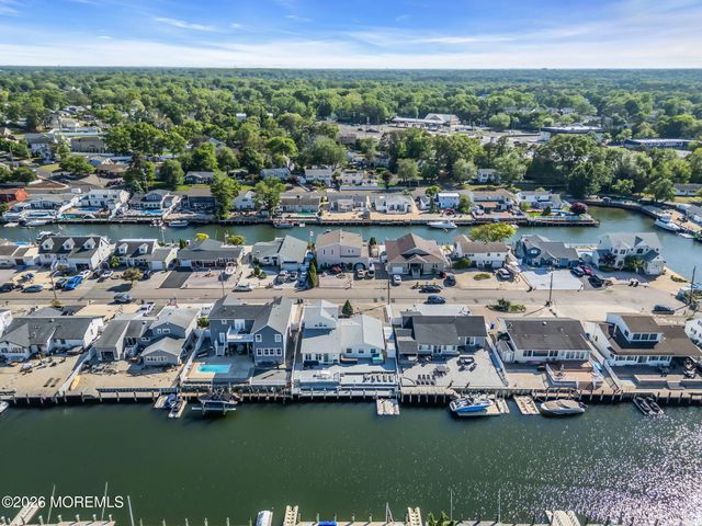 1838 Skiff Court, Toms River, NJ 08753