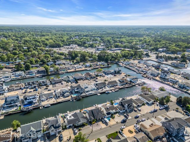 1838 Skiff Court, Toms River, NJ 08753