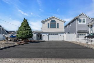 1838 Skiff Court, Toms River, NJ 08753