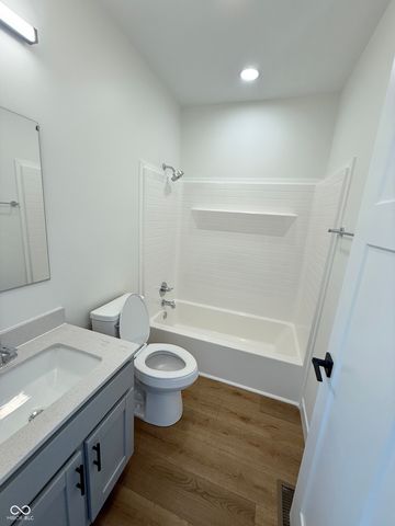 2607 E New York Street, Indianapolis, IN 46201